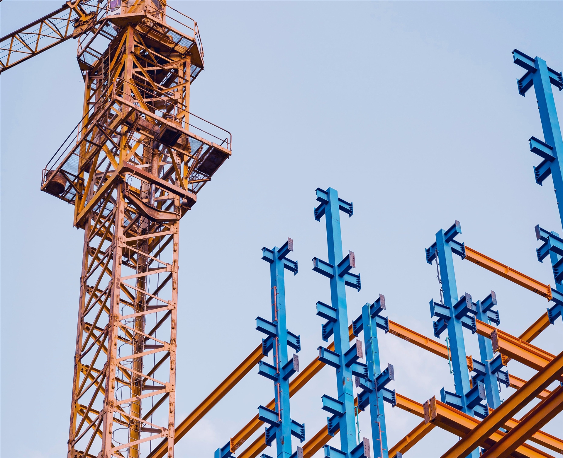 Parlamento Aprova IVA a 6 % na Construção: O Que Mudou e o Impacto no Mercado Imobiliário